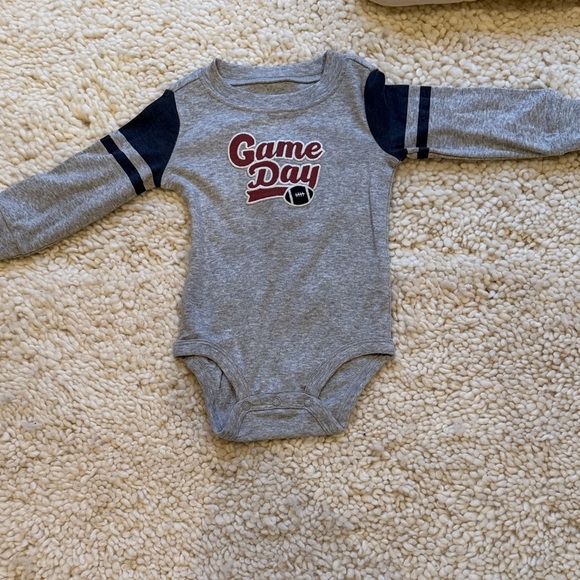 Carter's Gray Baby Matching Set - Picture 3 of 8